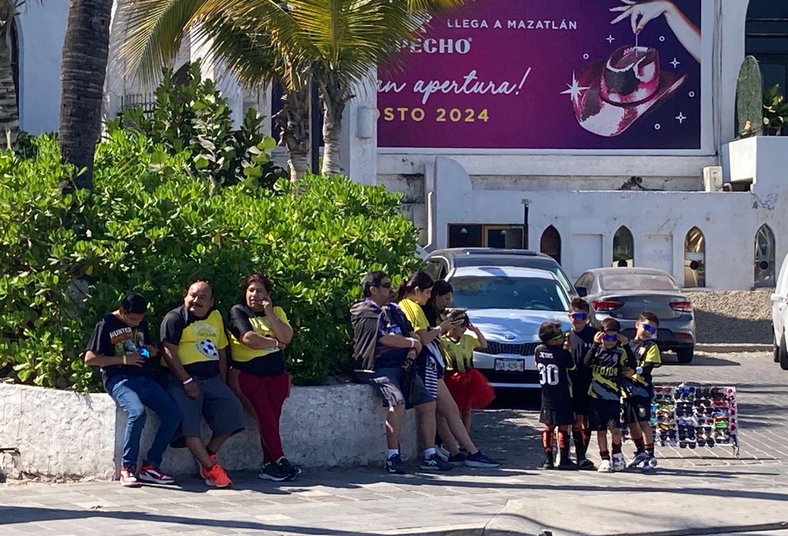 $!Incrementa turismo este fin de semana por la Copa Mazatlán