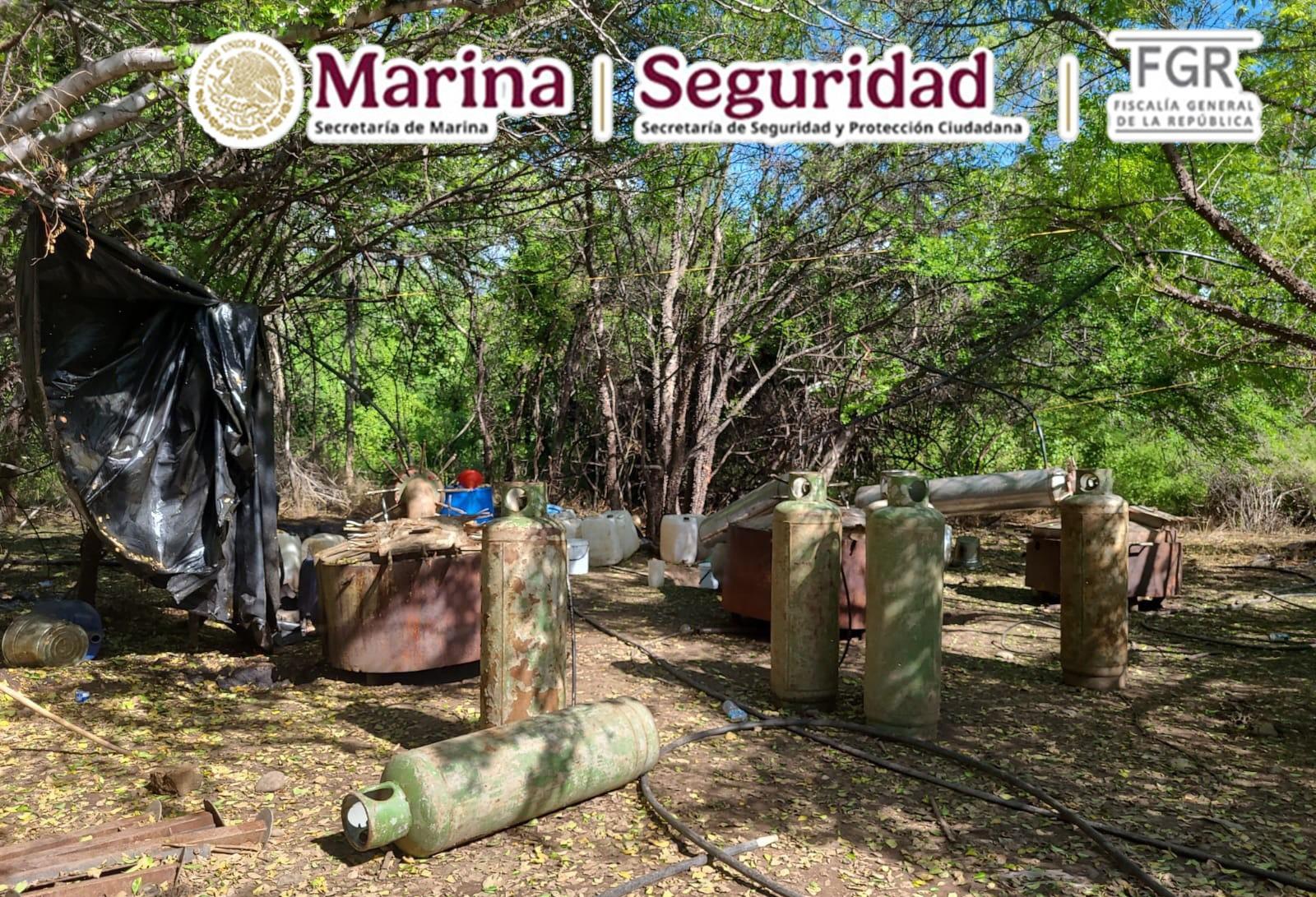 $!Marina localiza laboratorio clandestino en Elota; asegura más de 92 kilos de precursores químicos