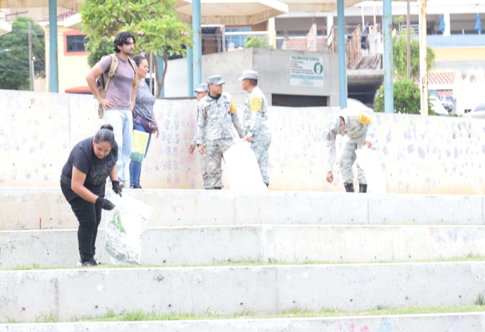 $!Recibe jornada de limpieza y restauración Parque Ciudades Hermanas