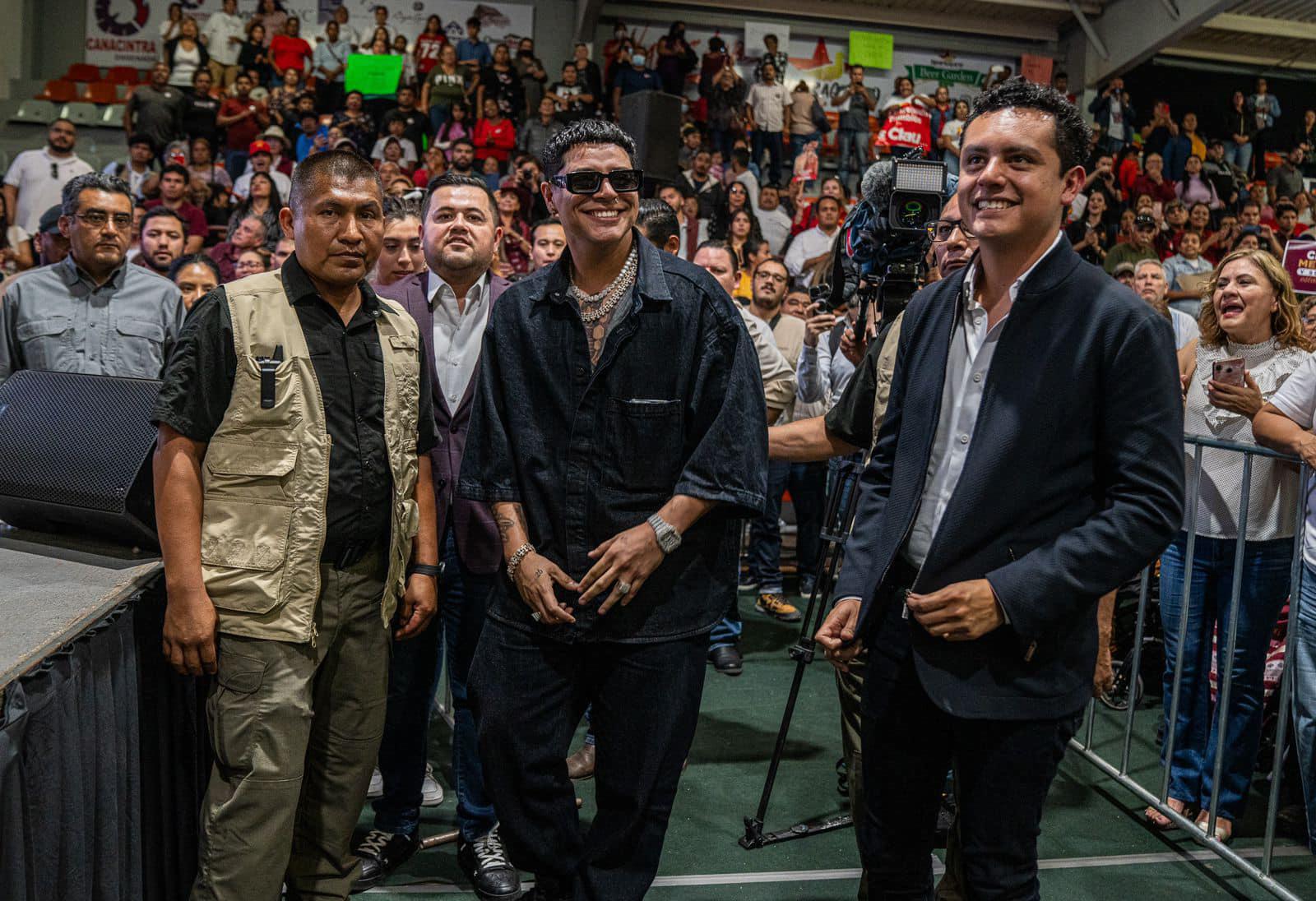 $!Muestra Eduin Caz su apoyo a Claudia Sheinbaum