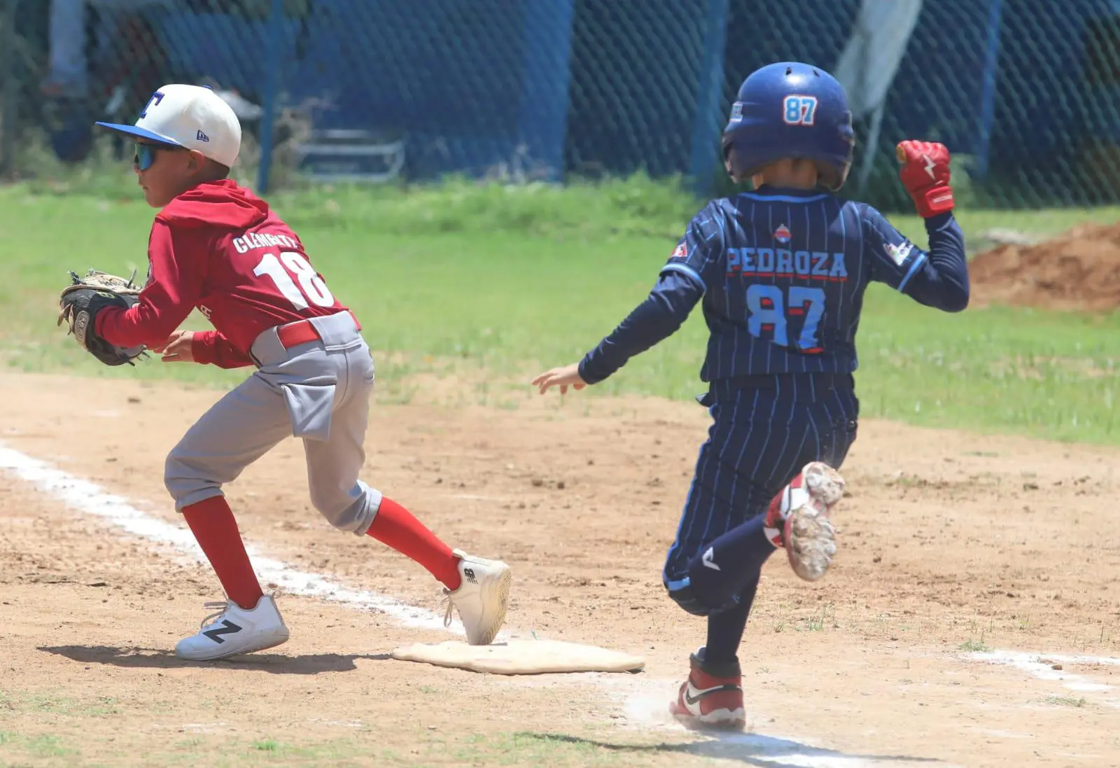 $!Liga Tarahumara sella importante triunfo sobre Hermosillo, en Nacional de Beisbol Escuelita