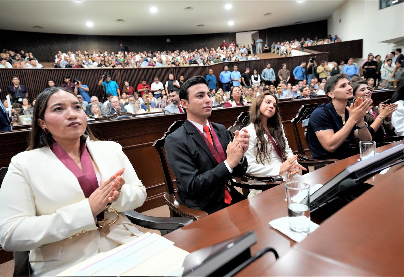 $!Reconocen a cinco jóvenes sinaloenses con el Premio al Mérito Juvenil 2026