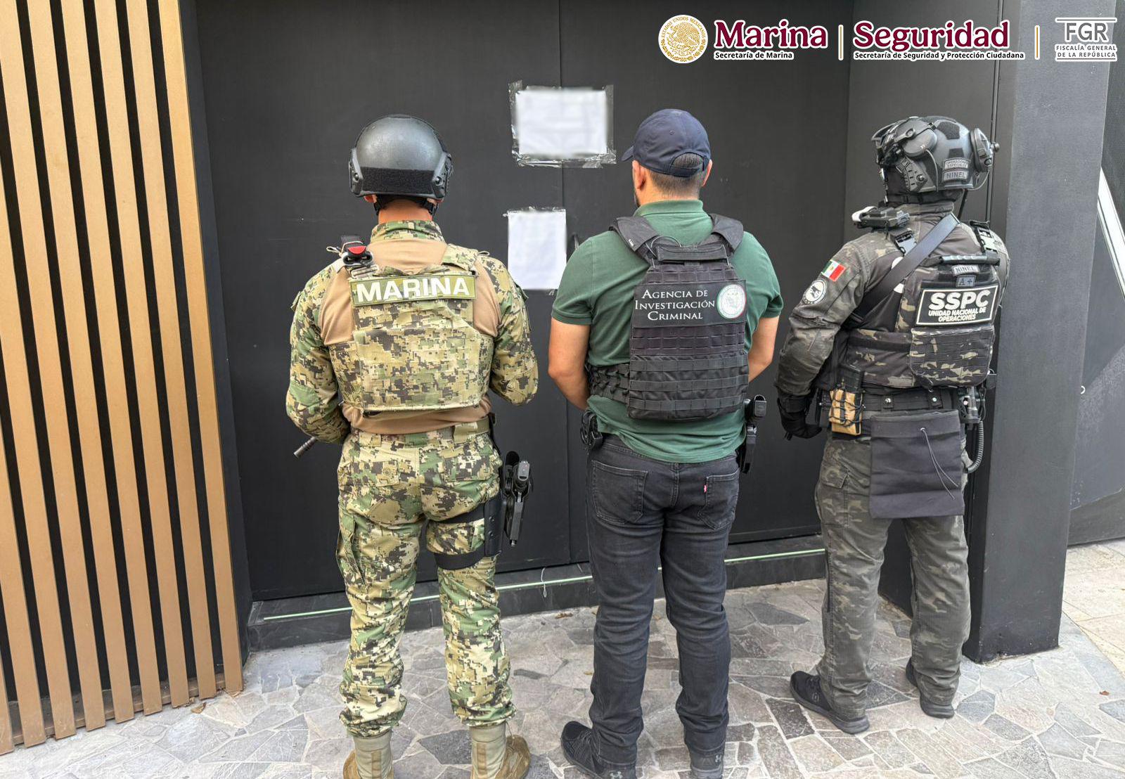 $!Cae en Puebla presunto líder de célula criminal de Acapulco; aseguran 39 vehículos, incluyendo de alta gama