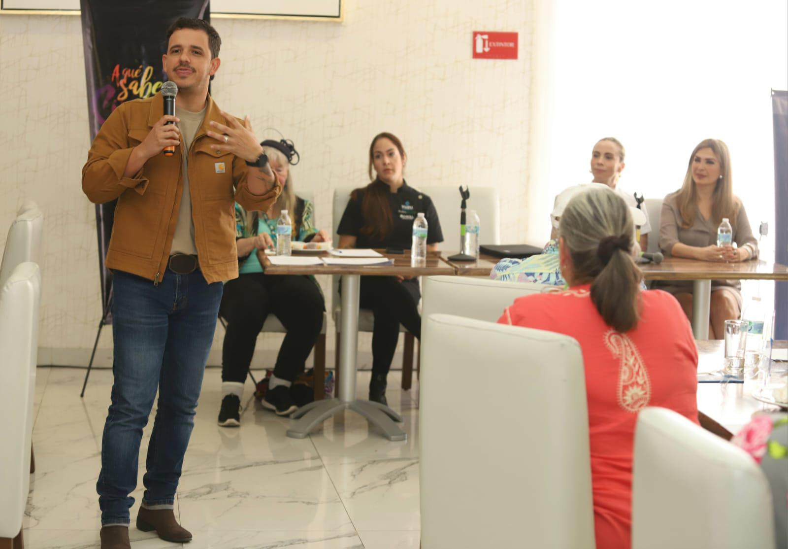 $!Comparten ‘A Que Sabe Sinaloa’ con la comunidad extranjera en Mazatlán