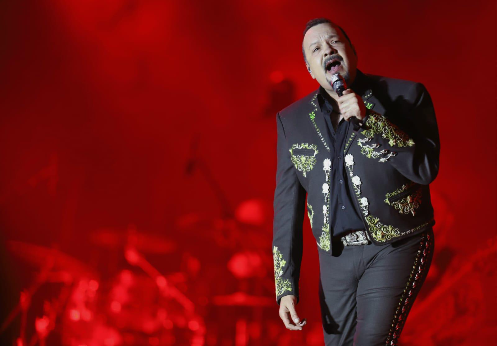 $!Pepe Aguilar