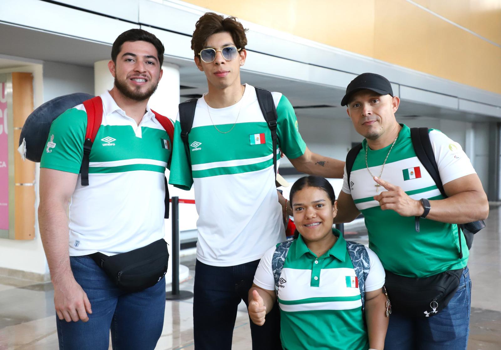 $!Regresan a Sinaloa los paratletas que brillaron en el Grand Prix de París