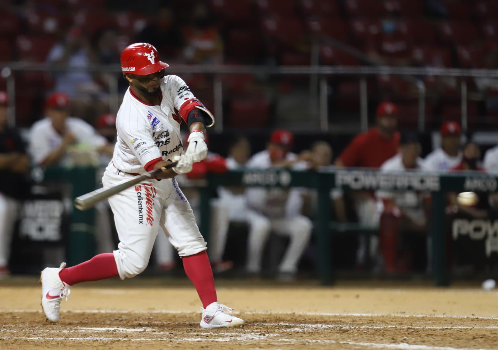 $!Venados de Mazatlán deja tendido a Charros de Jalisco en feria de carreras