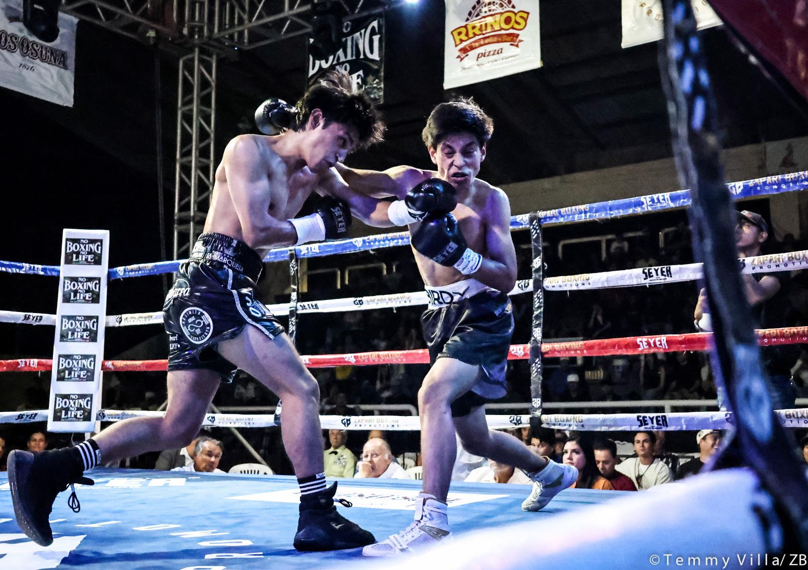 $!‘Chinito’ Amaro mantiene invicto en función Casta de Campeón