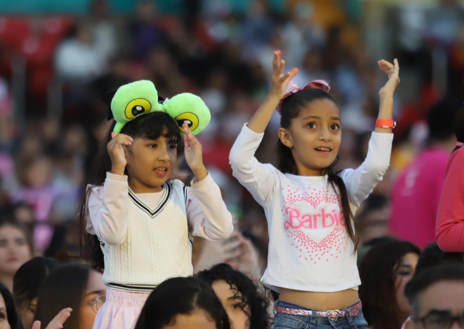 $!El Carnaval de Mazatlán corona a su Reina Infantil, Eileen I