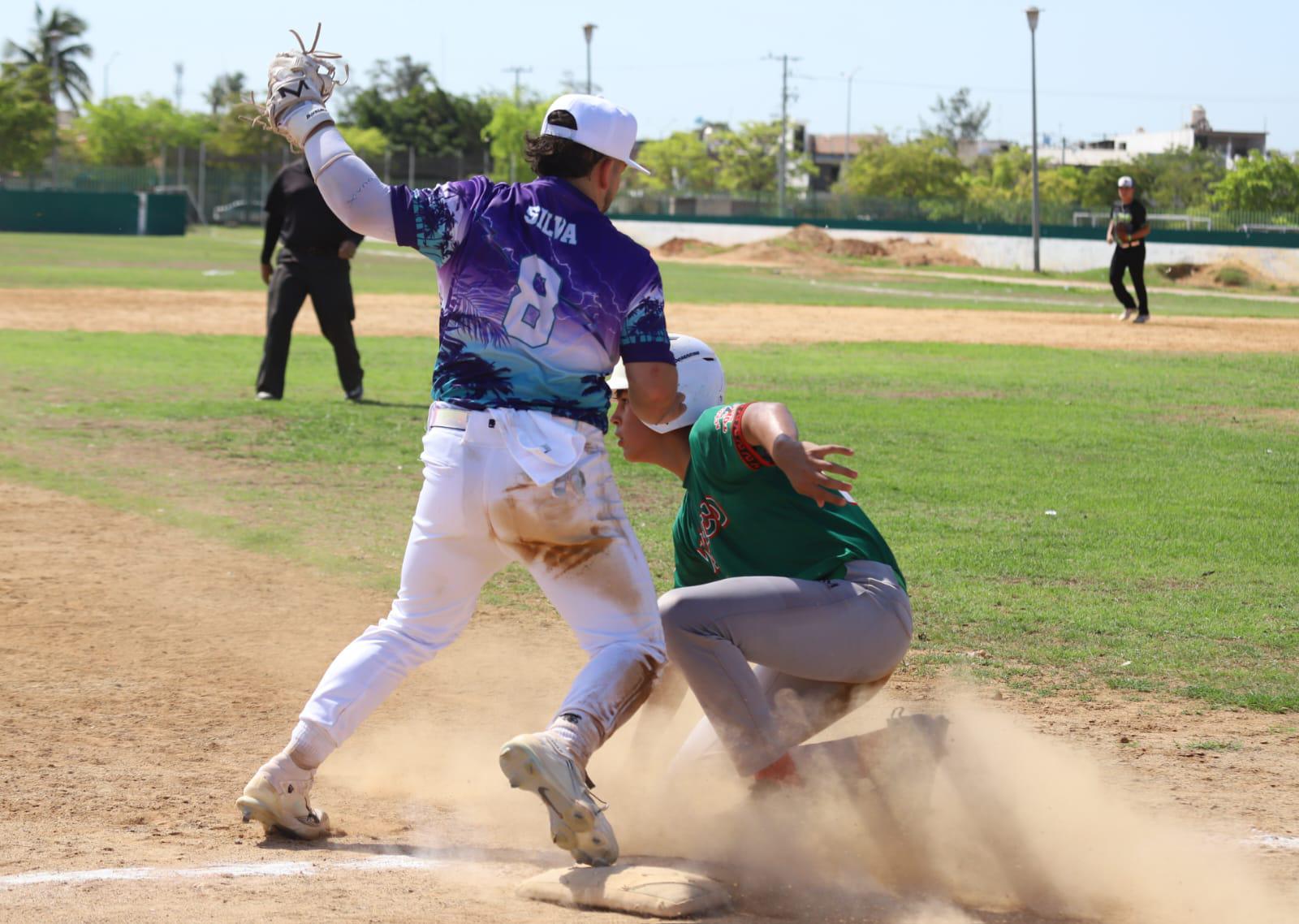 $!Thunders Monterrey saca triunfo a Toros, en Mazatlán Tournament Baseball