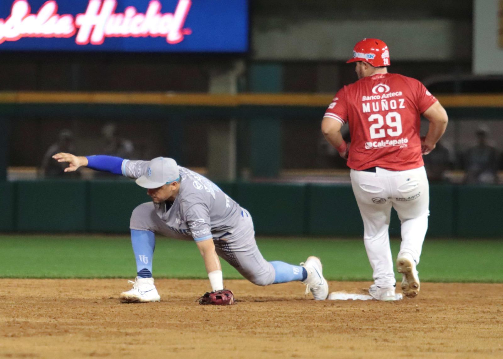 $!Venados de Mazatlán es barrido en el puerto cortesía de Algodoneros de Guasave