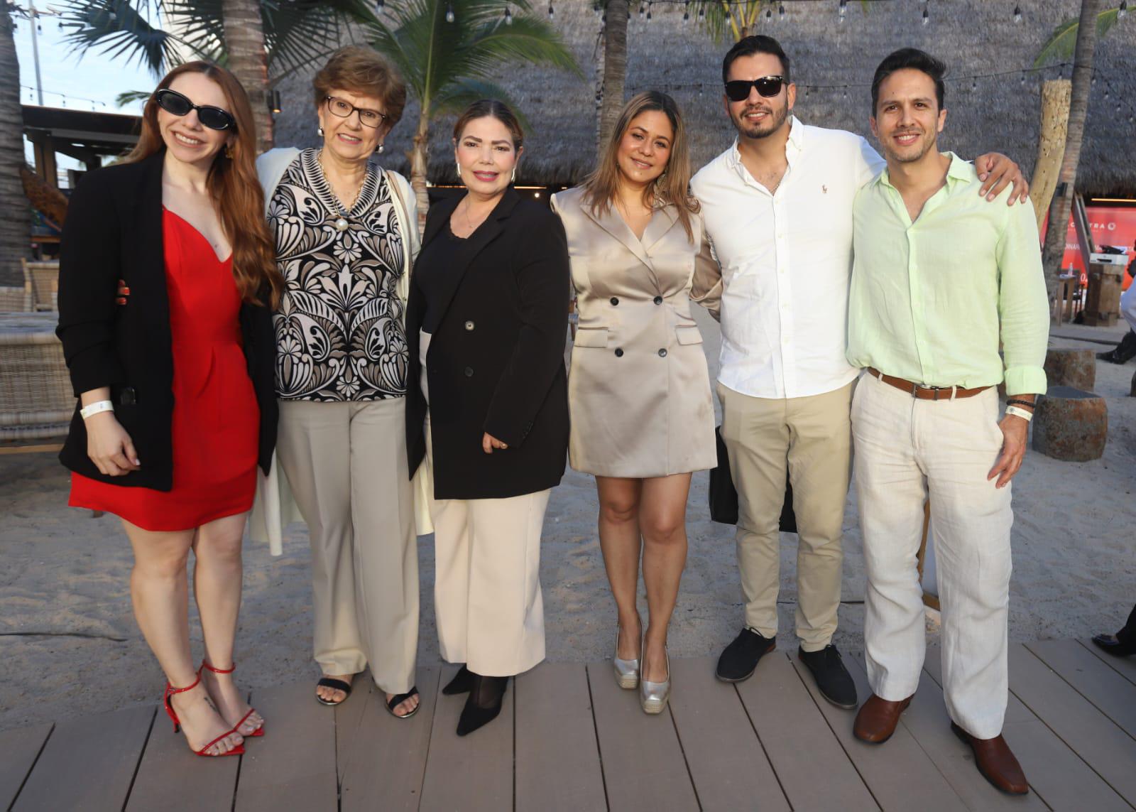 $!Samantha Jiménez, Lourdes Magallón, Elizabeth Peraza, Dunia Ocegueda, Javier Valdés y Ernesto Felton.