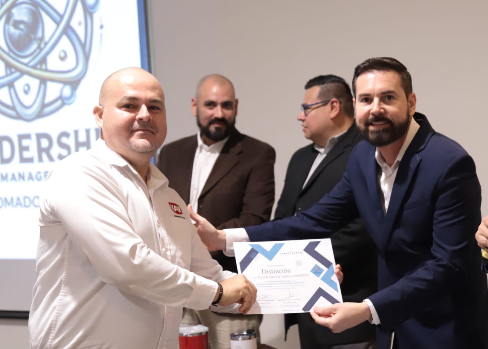 $!Celebran graduación de la generación 33 del Diplomado en Liderazgo de Canacintra Mazatlán