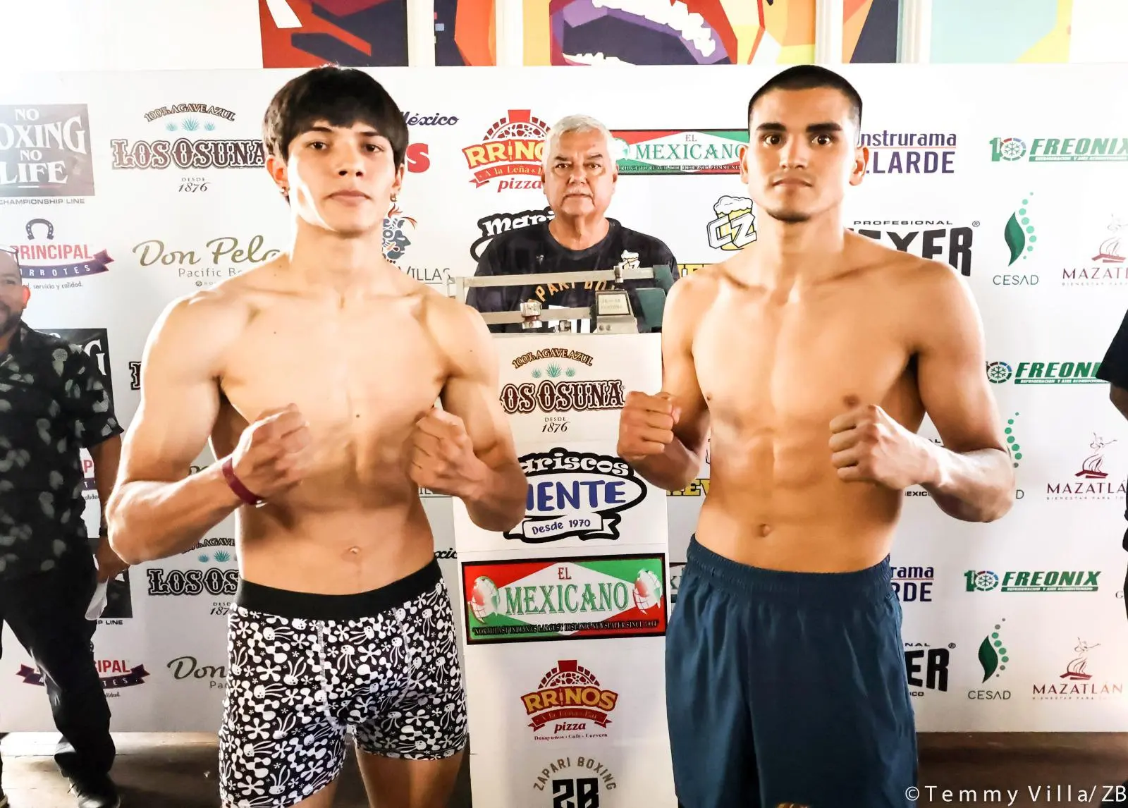 $!Pugilistas de ‘Casta de Campeón’ cumplen con pesaje en Mazatlán