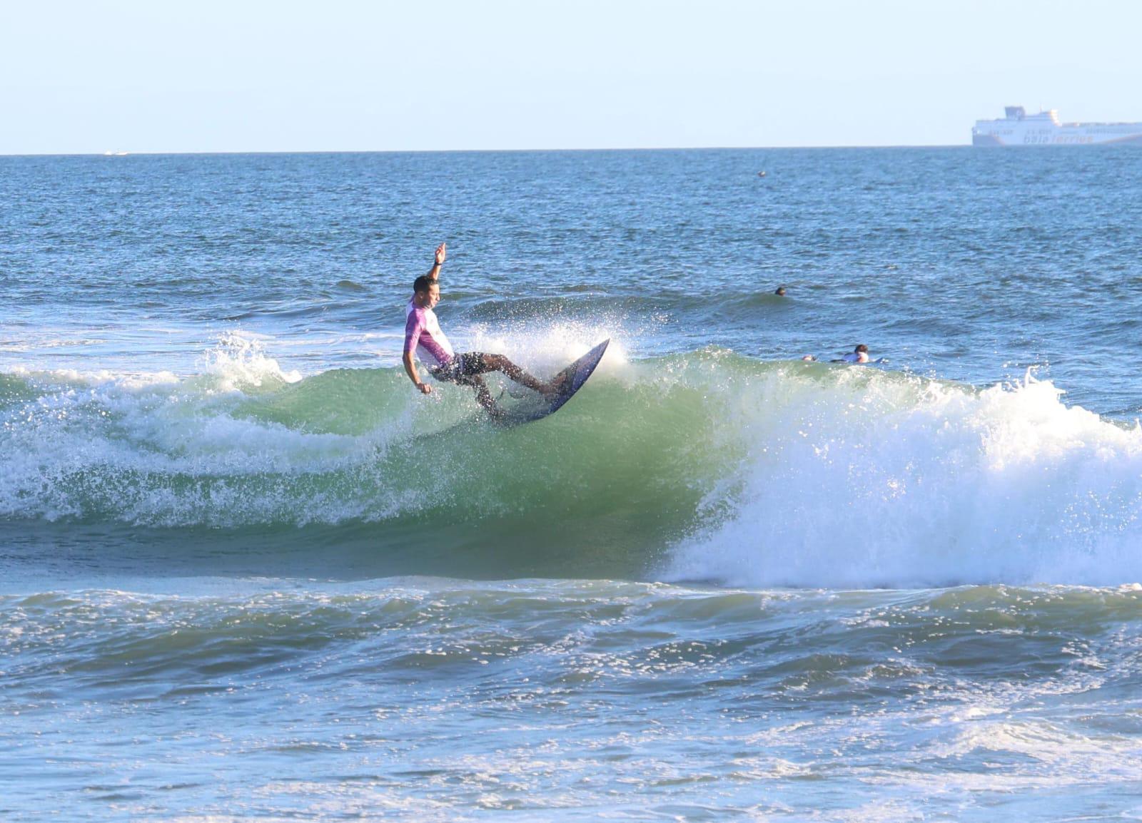 $!Dúo de Olas Altas conquista el Blue Therapy Surf &amp; Music Contest