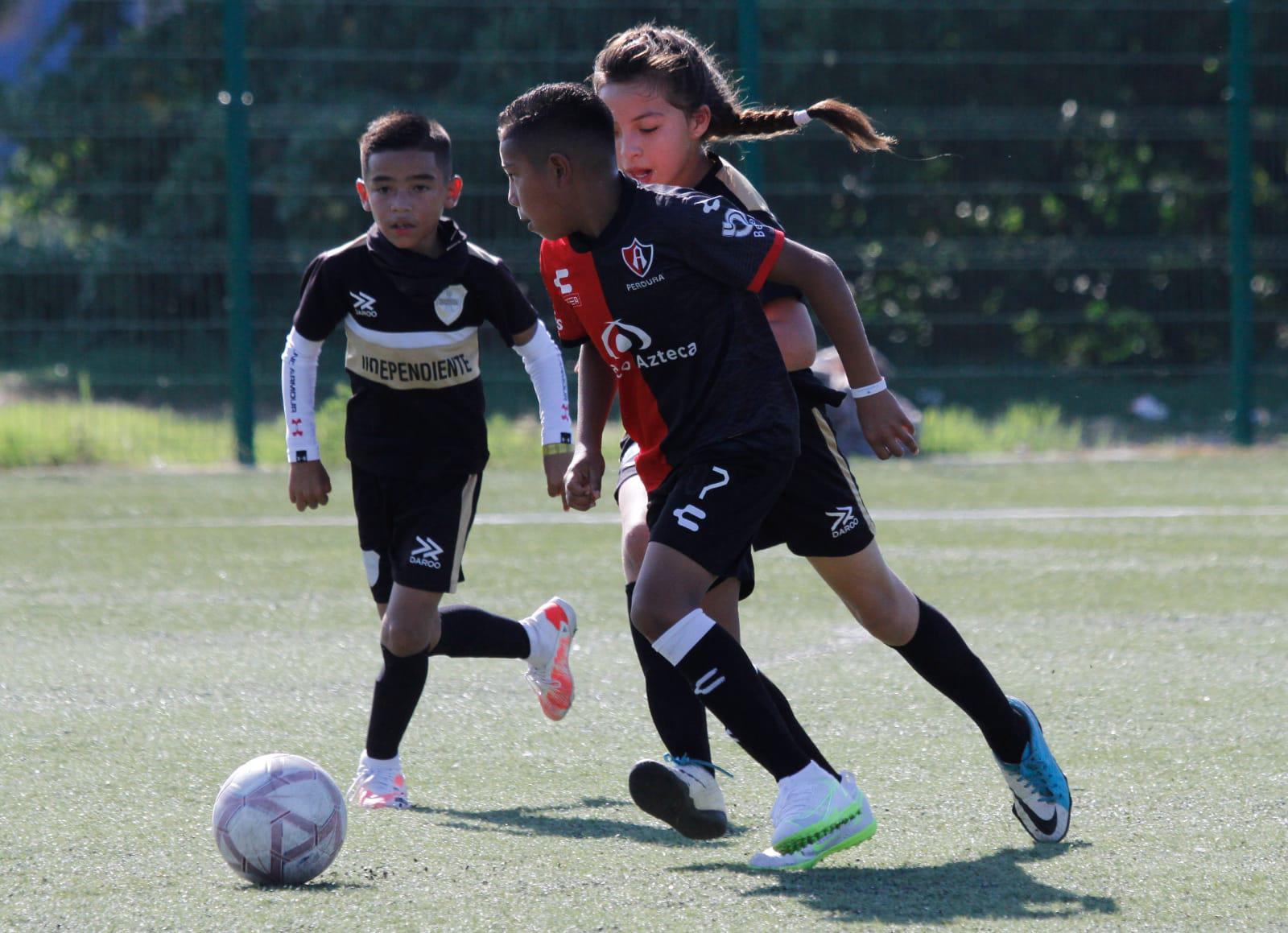 $!Cañoneros tienen buen arranque en la Copa Mazatlán de Futbol 7 2021