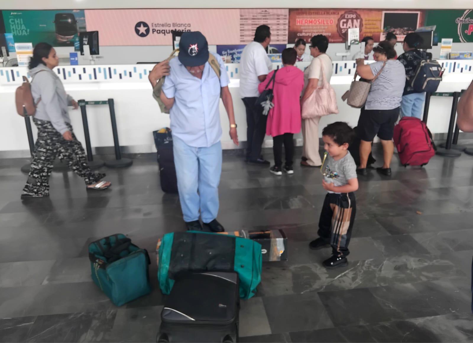 $!Repuntan visitantes por carretera en Mazatlán por puente del 1 de mayo