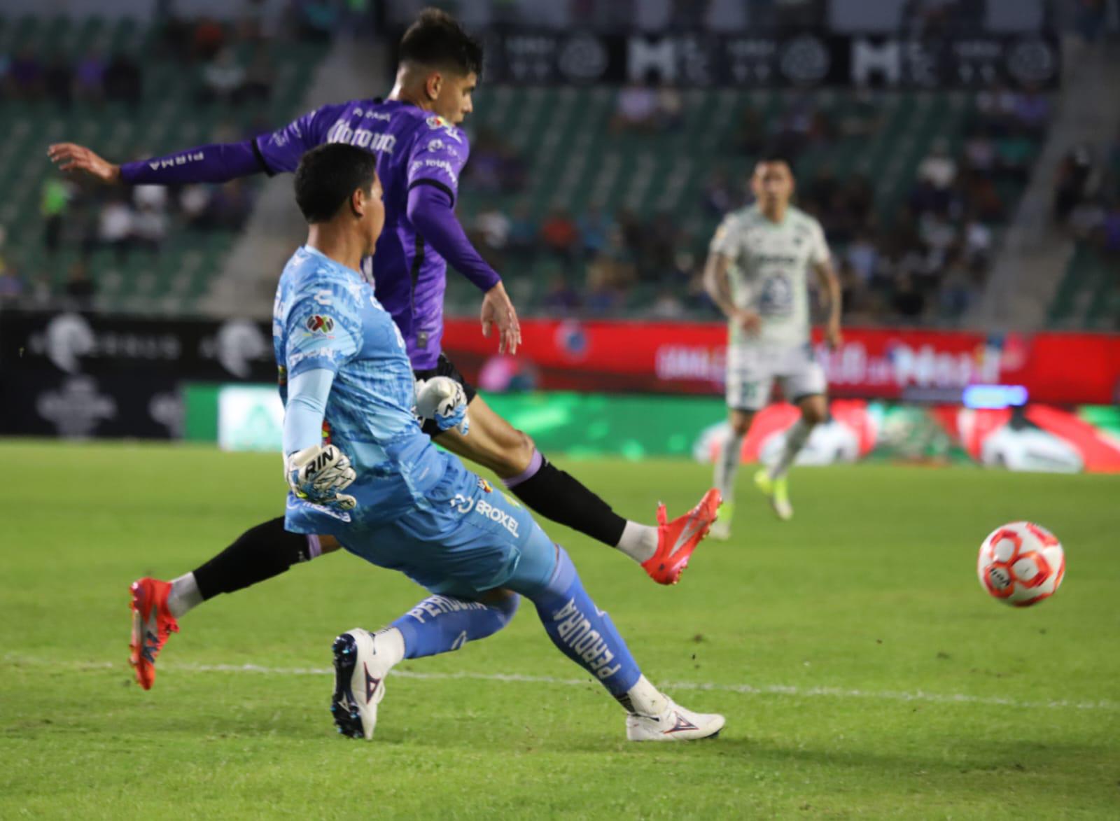 $!Brian Rubio encabeza goleada de Mazatlán a León