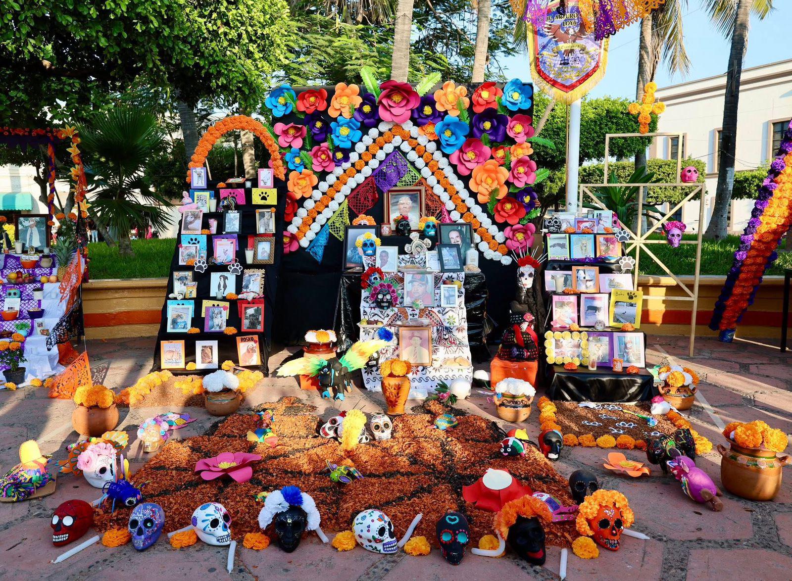 $!Elota celebra Día de Muertos con concurso de altares y festival