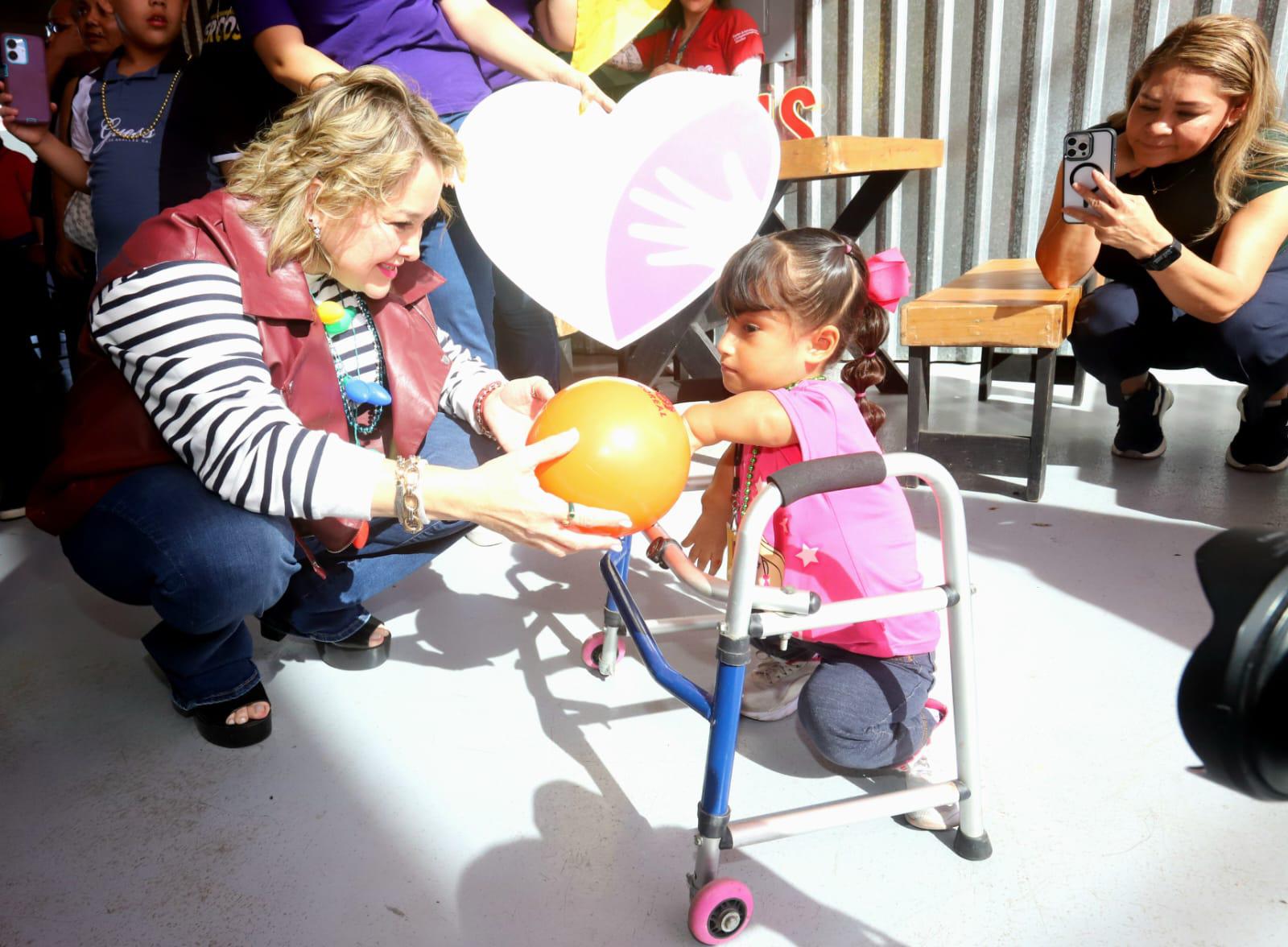 $!Conmemoran en Mazatlán con fiesta el Día Internacional de las Personas con Discapacidad