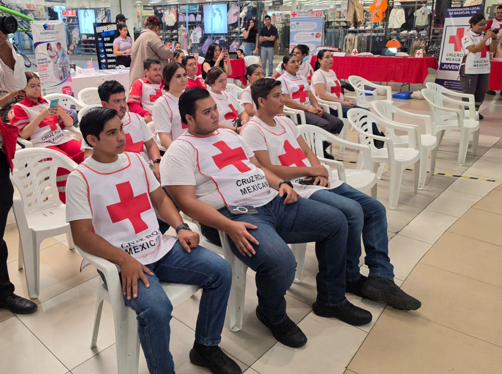 $!Entre stands, paneles y capacitaciones, celebra Cruz Roja Mazatlán su Expo Feria de la Salud 2026