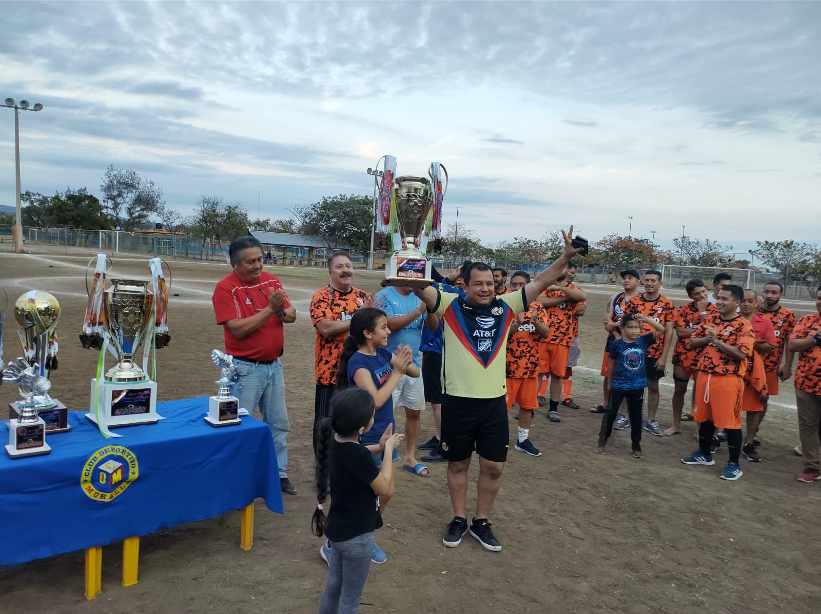 $!Visane-Ramada se convierte en tricampeón en Futbol Intermédicos