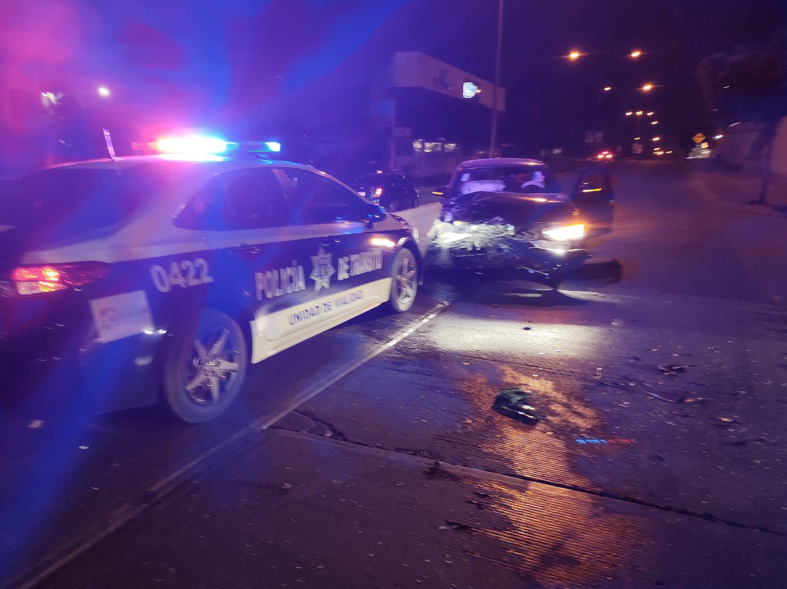 $!En Culiacán, menor resulta herida en choque en el sector Cumbres