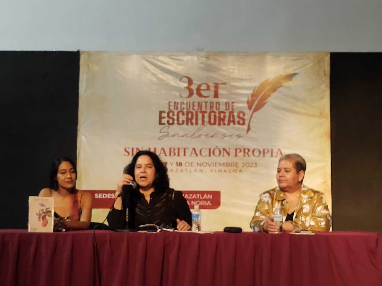 $!Ernestina Yépiz estuvo acompañada por Gloria Manyula y Andrea Miranda.