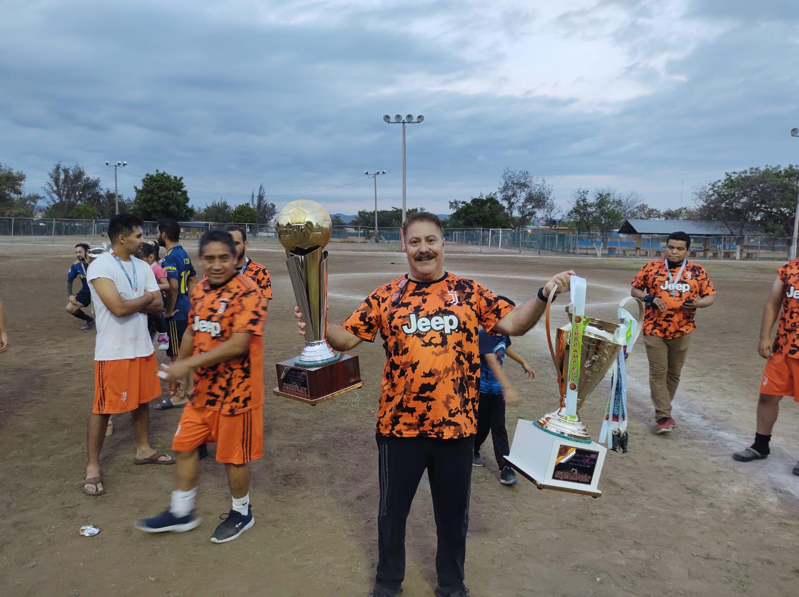 $!Visane-Ramada se convierte en tricampeón en Futbol Intermédicos