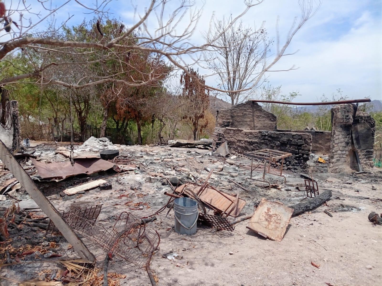 $!Dejaron Durango huyendo de la violencia y llegaron a Escuinapa, donde también han tenido que escapar
