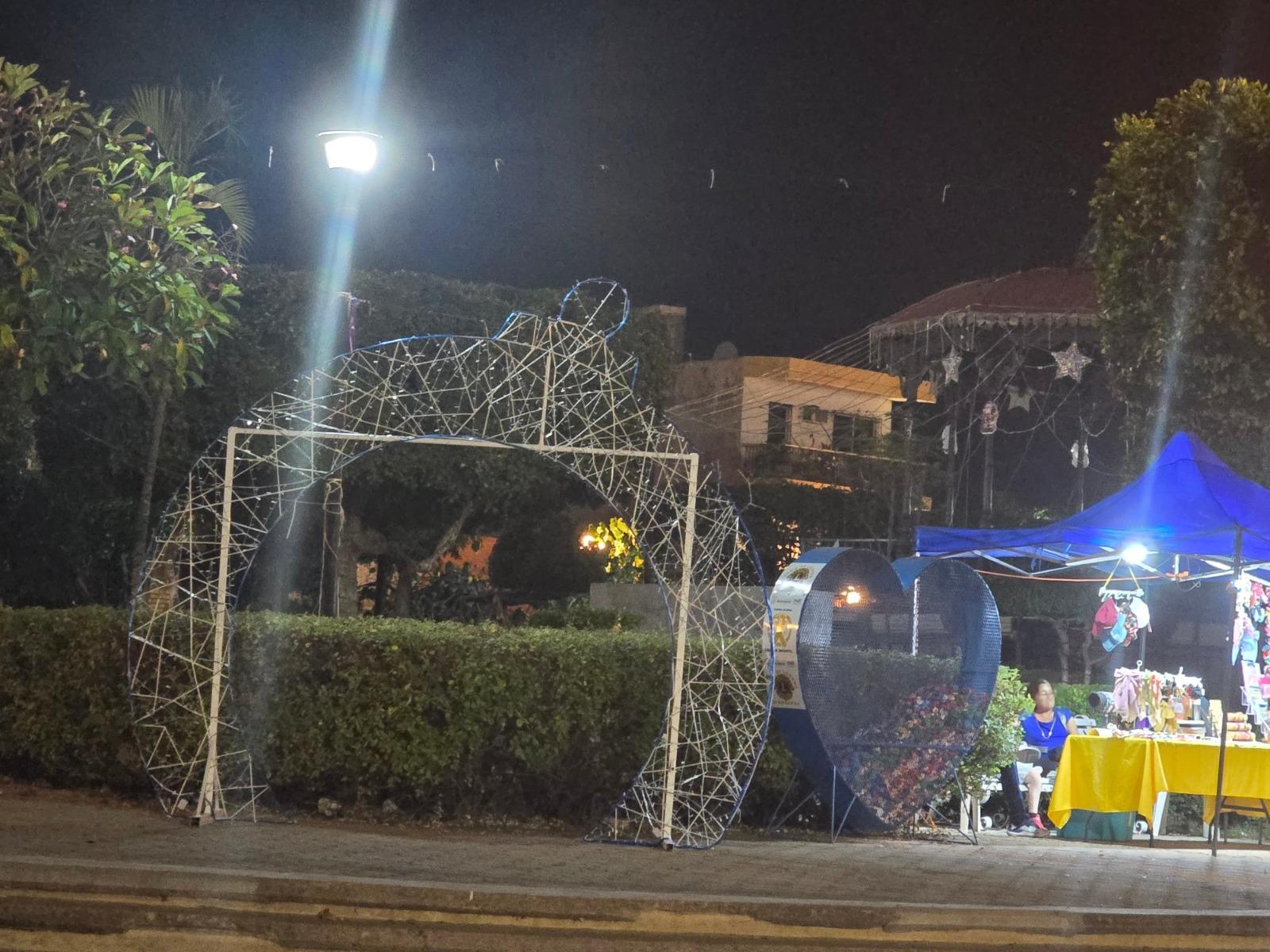 $!El Rosario se pinta de verde con El Grinch en la gala navideña