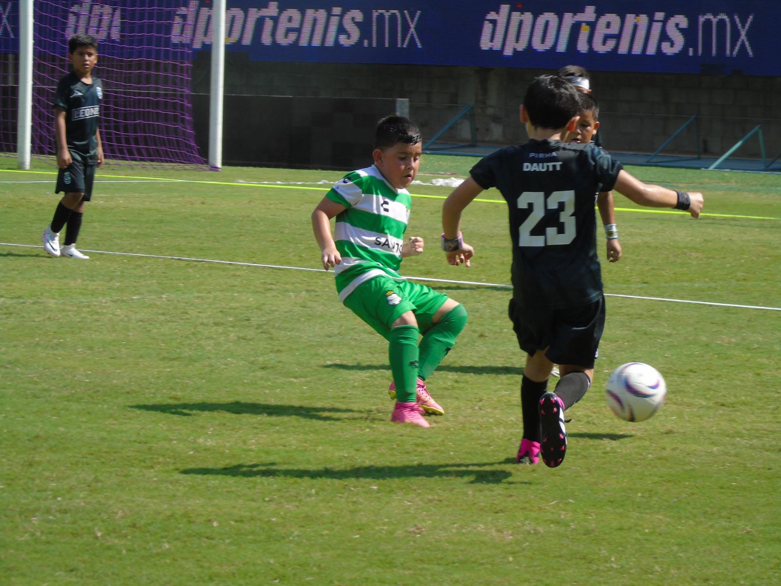 $!Leones SAM, Cañoneros y Tuzos ganan títulos en Copa Mazatlán