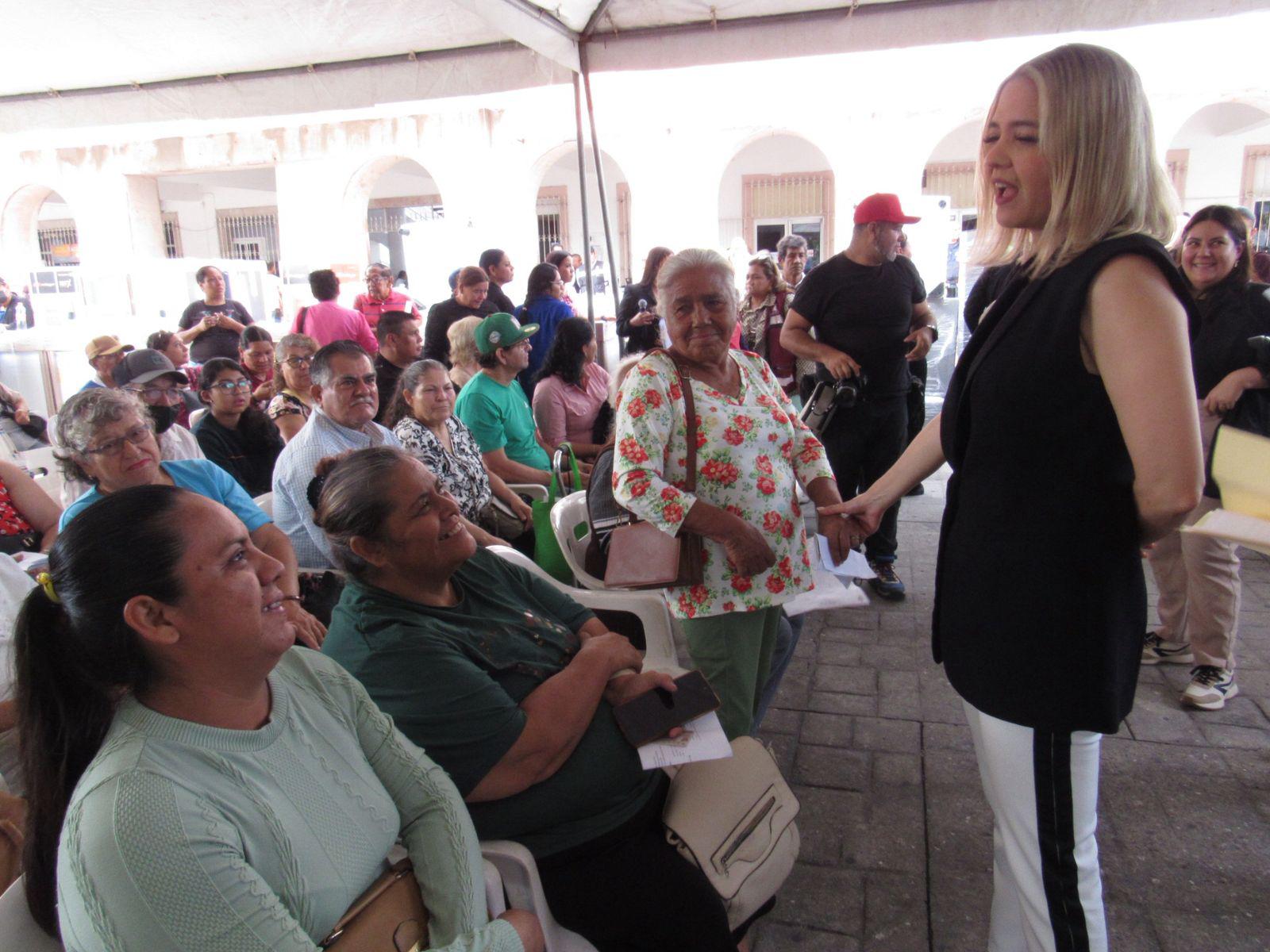 $!Con más de 1,800 familias beneficiadas, concluye Gobierno de Mazatlán entrega de programas Peso a Peso y Más Bienestar