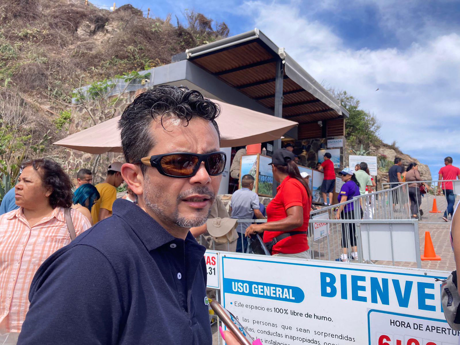 $!Cierre del mirador de cristal en el Faro Mazatlán decepciona a visitantes