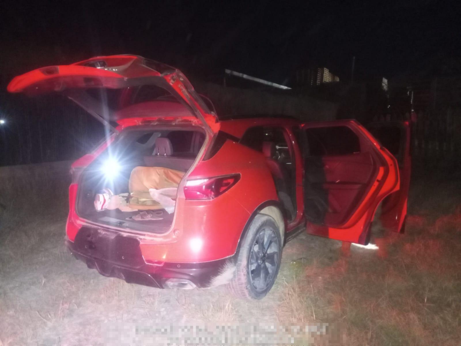 $!Marina realiza aseguramiento de vehículos, armamento y equipo táctico en Sinaloa