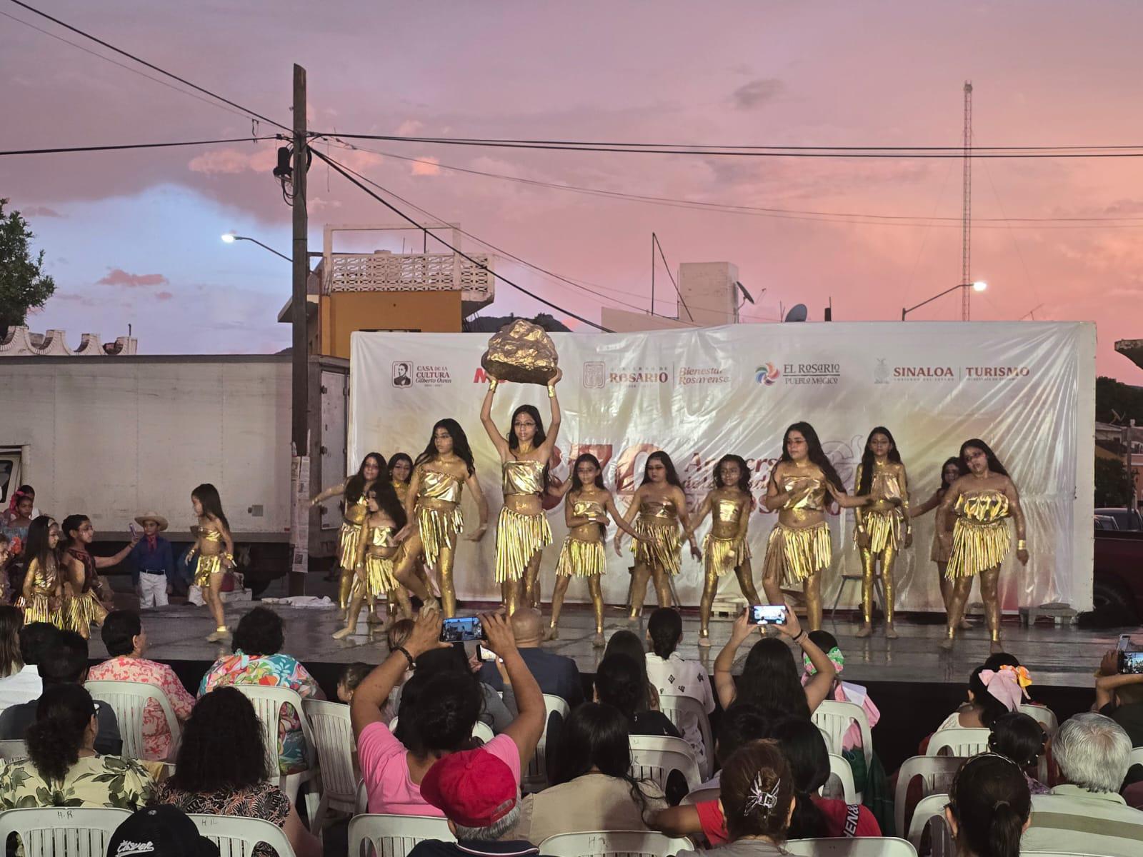 $!Con espectáculo cultural, música y la ausencia de la Alcaldesa, celebran 370 años de fundación de El Rosario