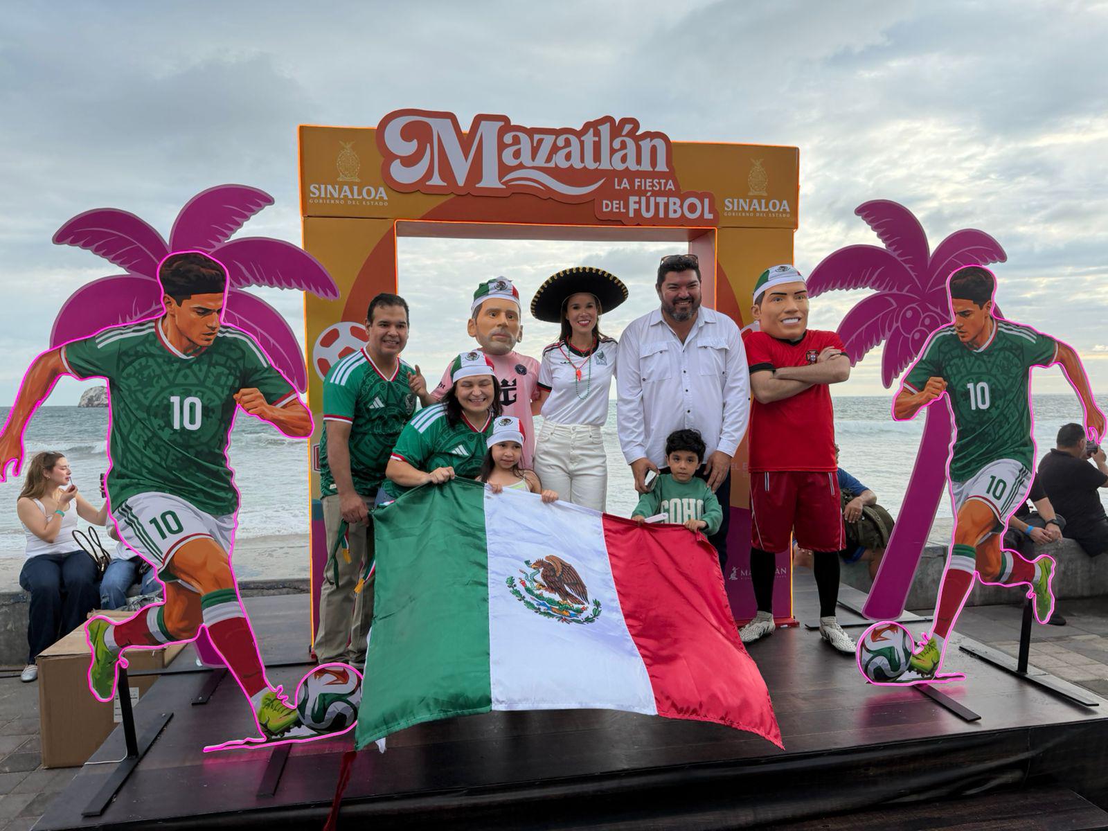 $!Celebran en Mazatlán la ‘Fiesta del Futbol’ con música, gastronomía y tradición