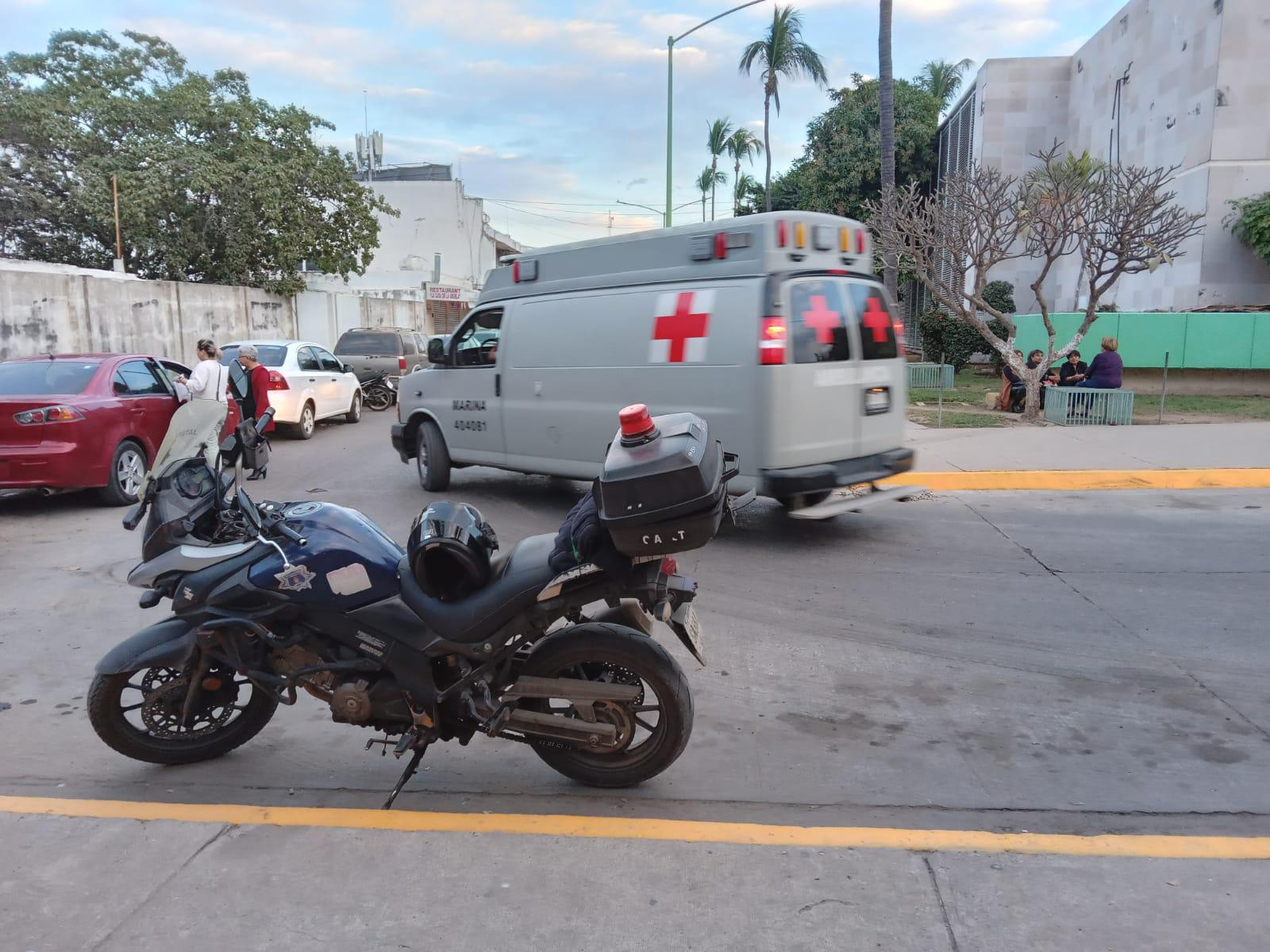 $!Multa Tránsito por estacionarse alrededor del IMSS nuevo, en Mazatlán