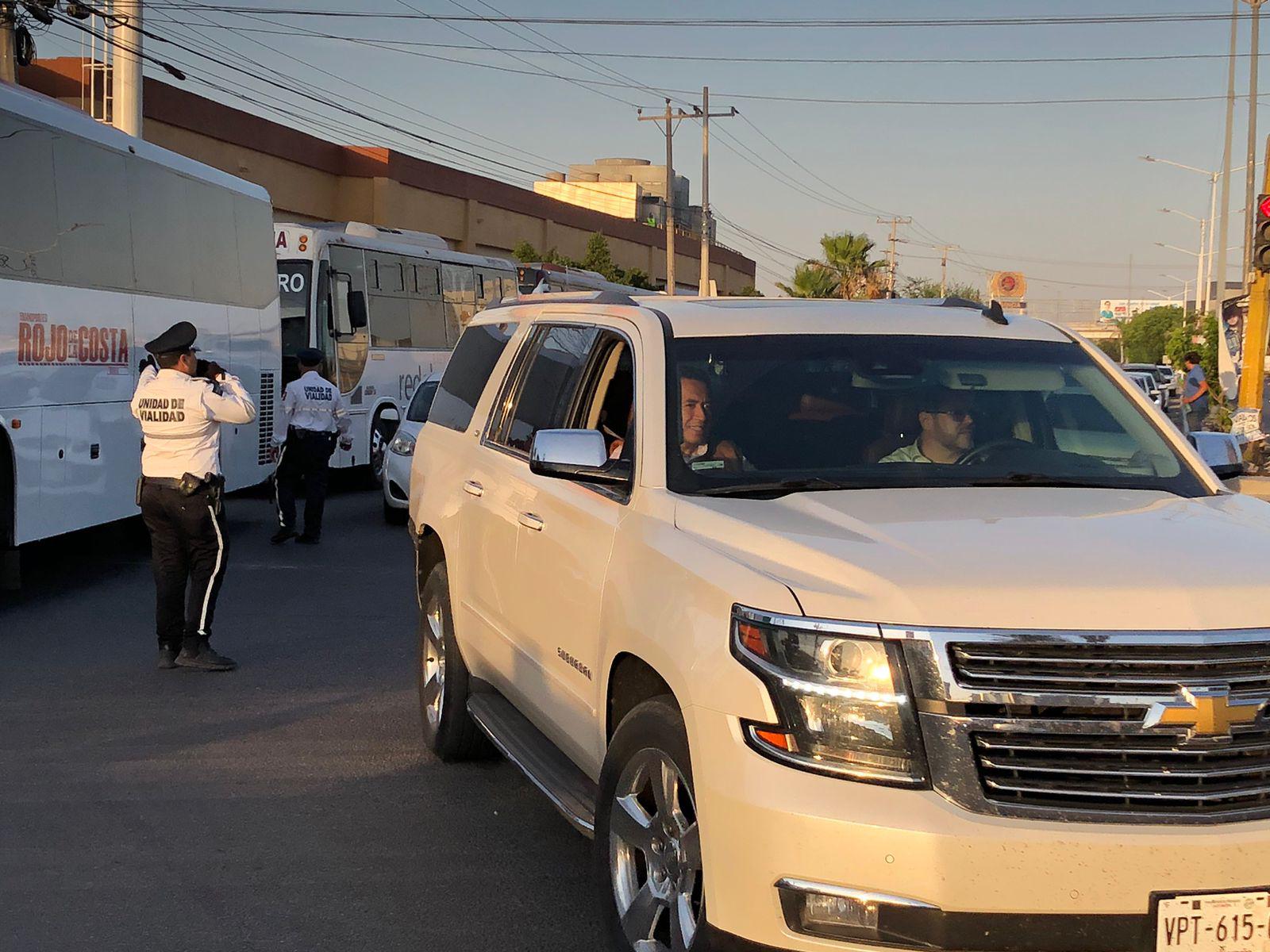 $!Por bloqueo en el Aeropuerto de Culiacán, piden no acudir a las instalaciones