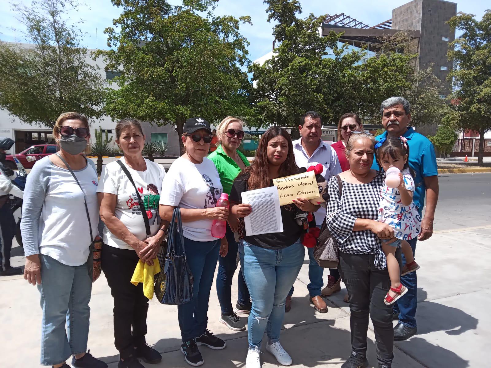 $!Familia de Joel y Claudia piden a AMLO justicia por sus muertes