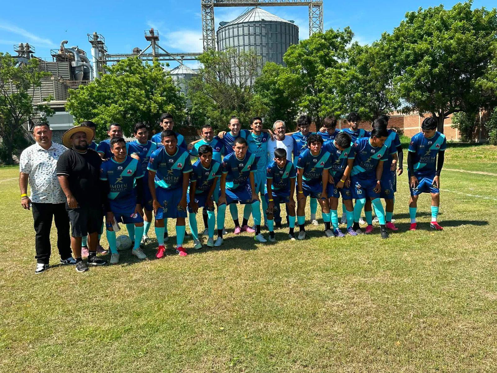 $!Los visitantes dominan la Jornada 2 de la Liga Regional del Sur de Sinaloa