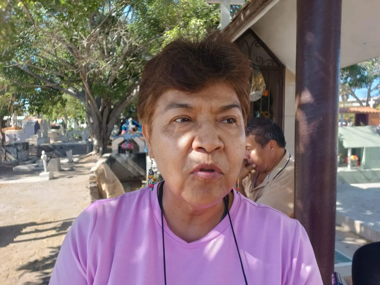 $!Rocío y su familia recorren cientos de kilómetros para honrar a su madre en Mazatlán