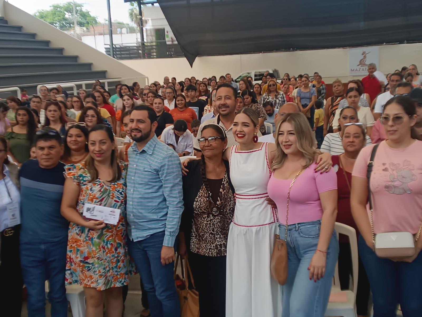 $!Destinan $45 millones a planteles de Mazatlán con programa La Escuela es Nuestra