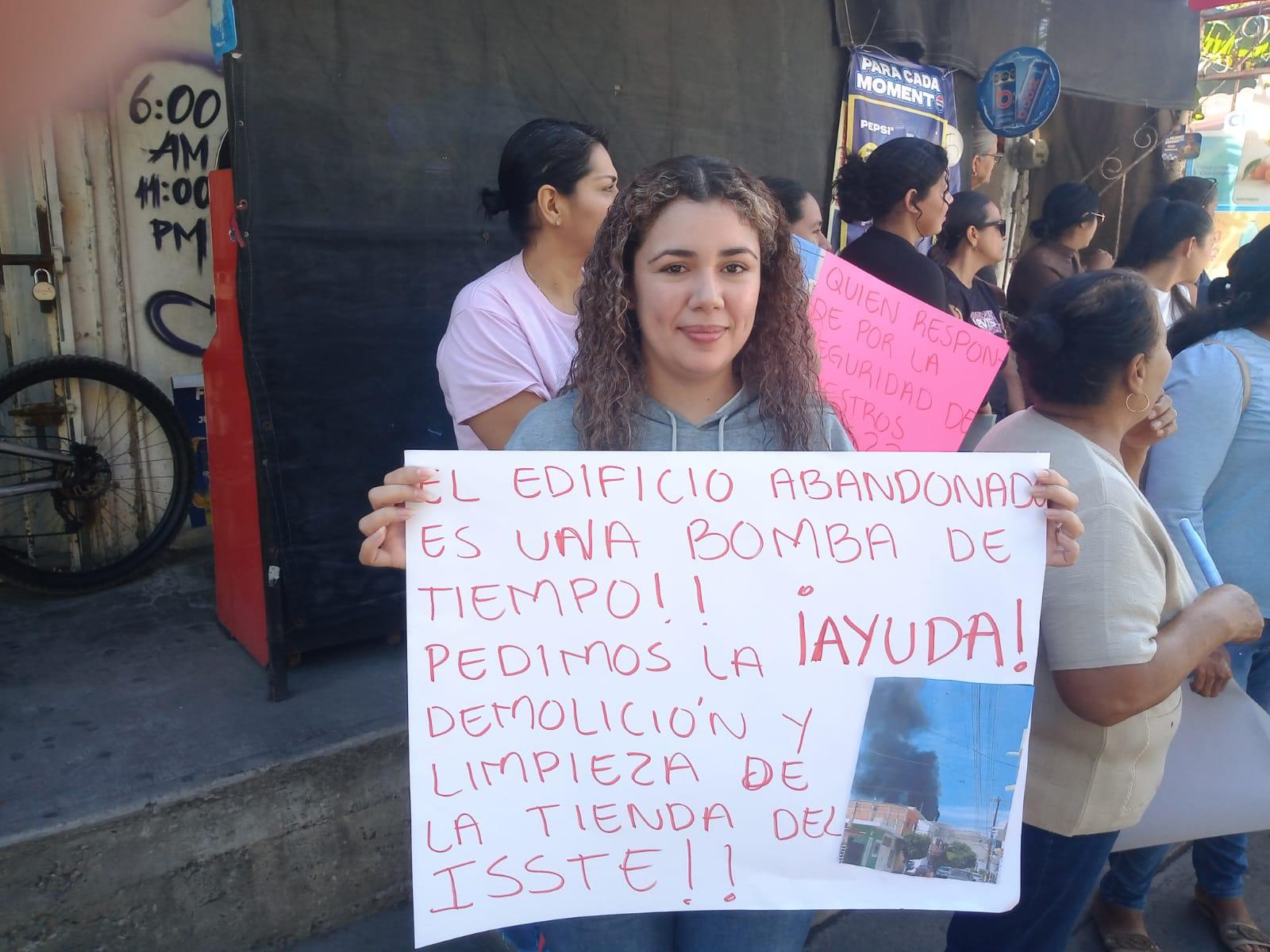 $!Autoridades de Mazatlán responden a reclamo de Jardín de Niños Bertha Von Gloumer