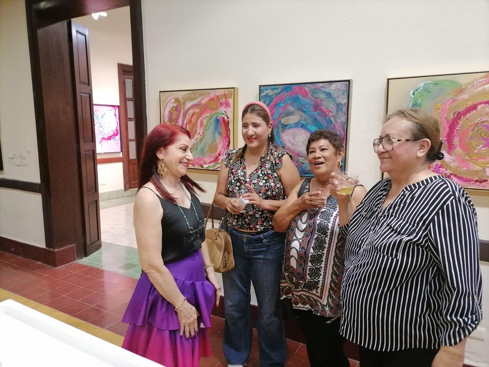 $!Amigos y familiares de Gloria López Gavito asistieron al brindis.