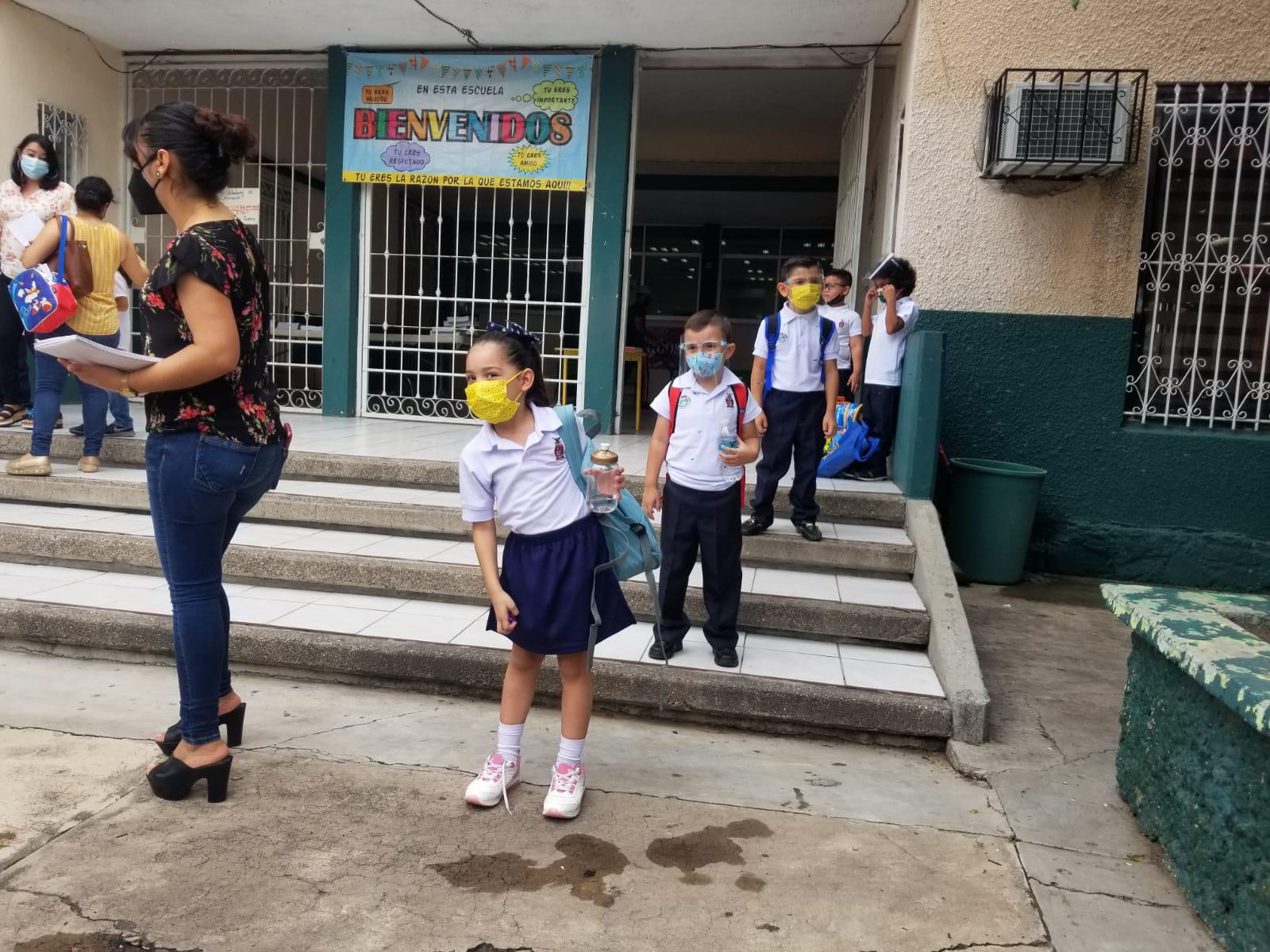 $!A su regreso a las aulas, alumnos de la escuela ‘Tipo’ de Culiacán realizan exámenes diagnósticos