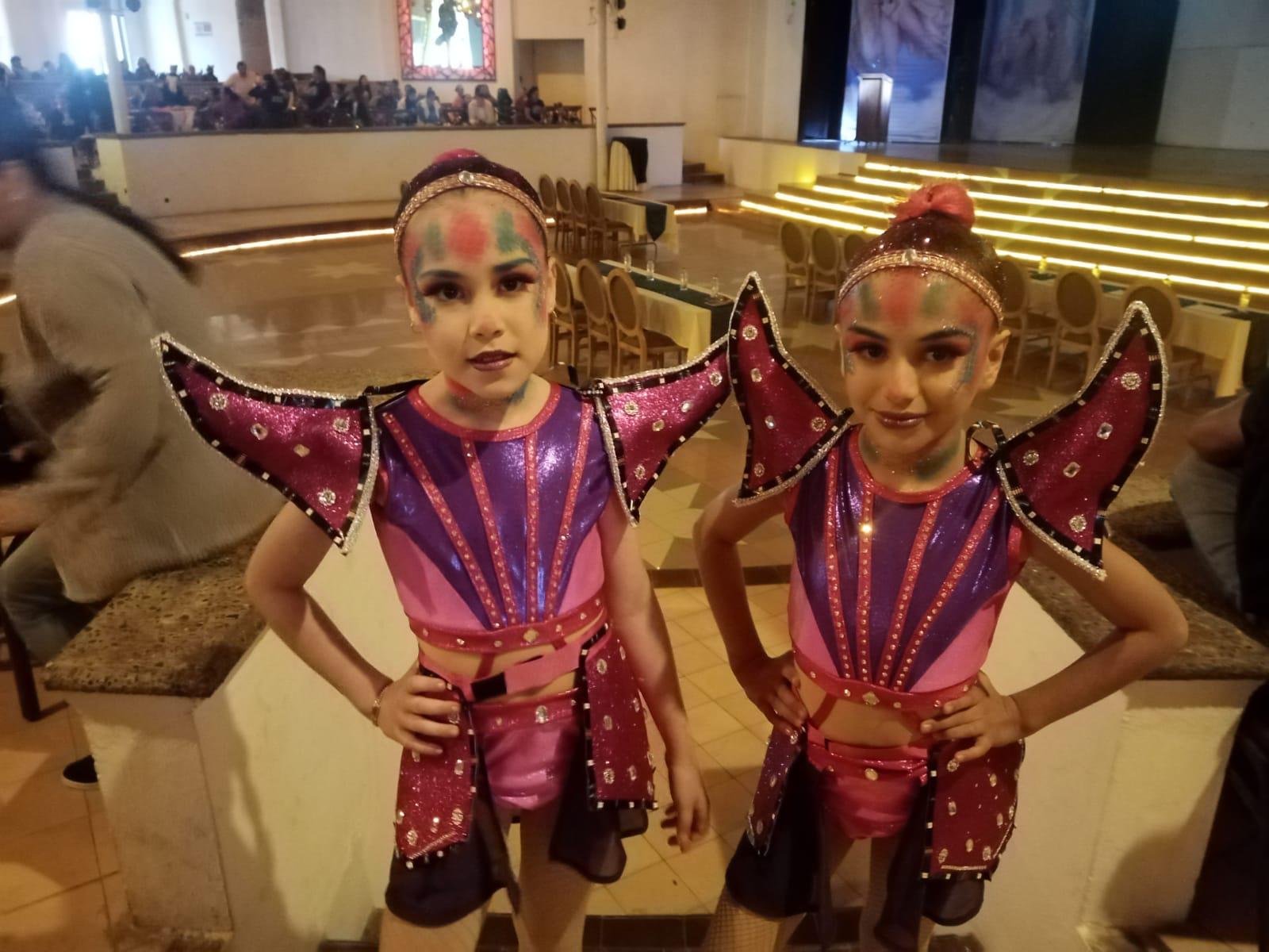 $!Ámbar Liliana Osuna y Regina Tirado.