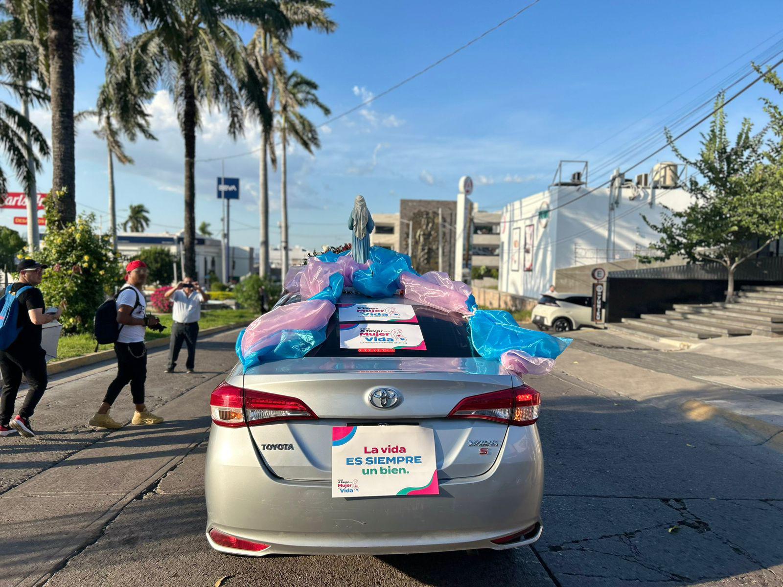 $!Marchan en Culiacán en defensa de los no nacidos