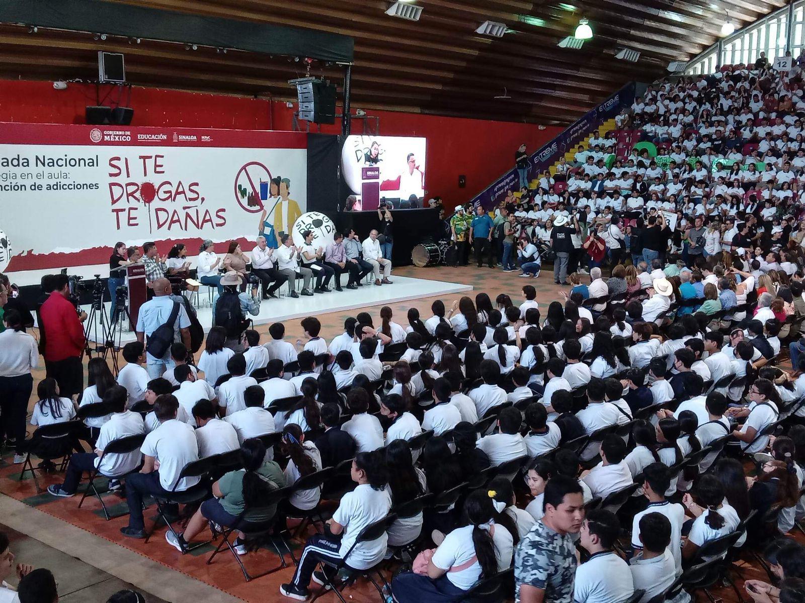 $!Jóvenes deben usar su pensamiento y libertad para decir no a las drogas: Rocha Moya