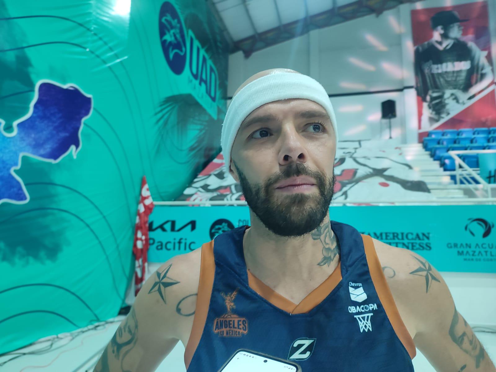 $!¡Hasta el espacio sideral! Jesse Huerta cumple un sueño en el baloncesto profesional